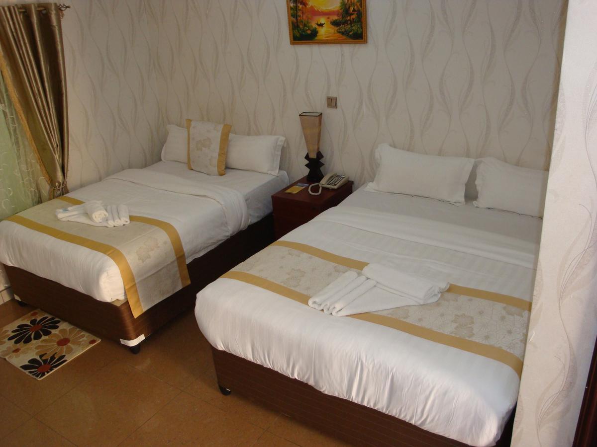 Golden Zambezi Lodge Лусака Екстер'єр фото