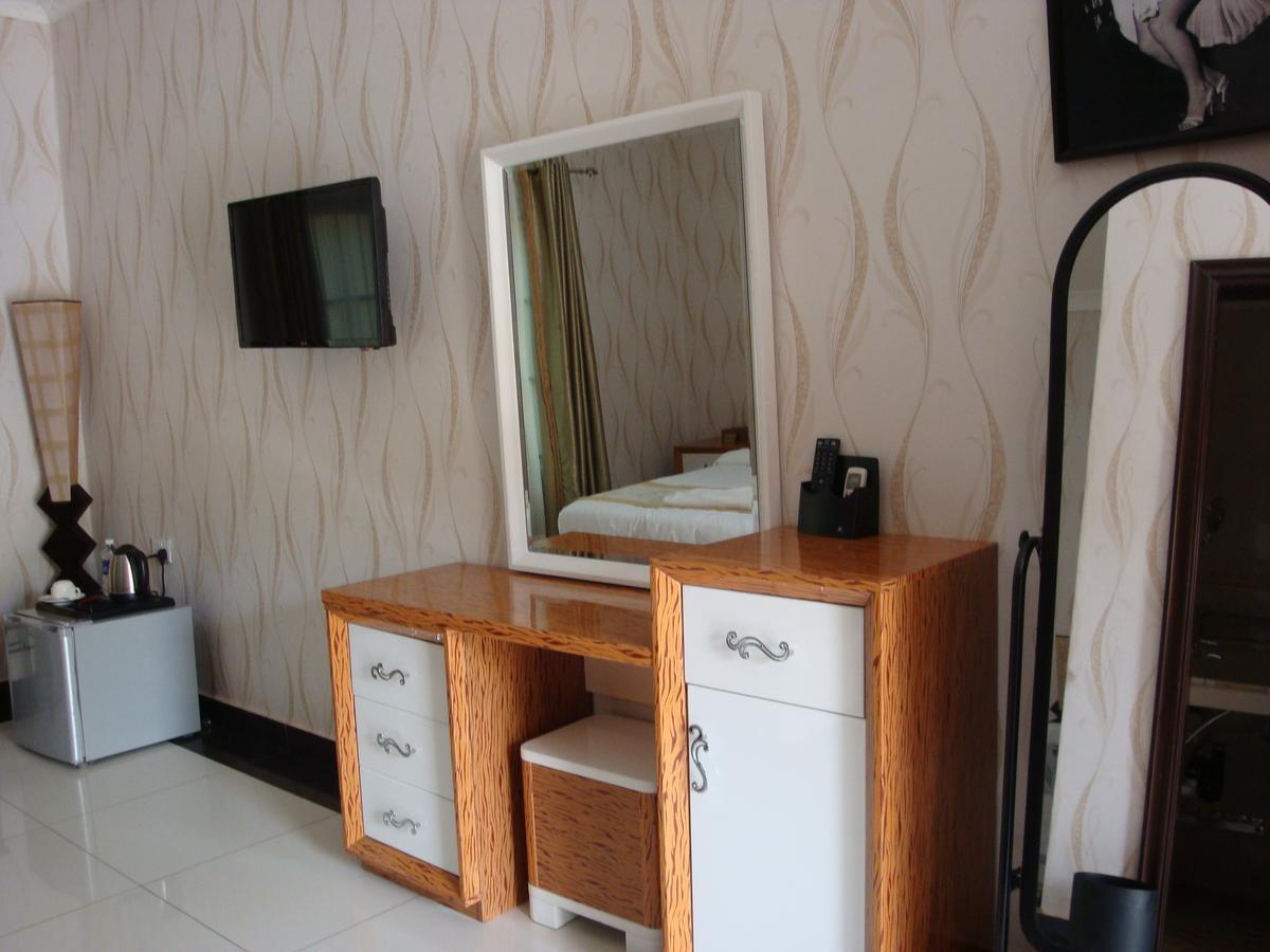 Golden Zambezi Lodge Лусака Екстер'єр фото