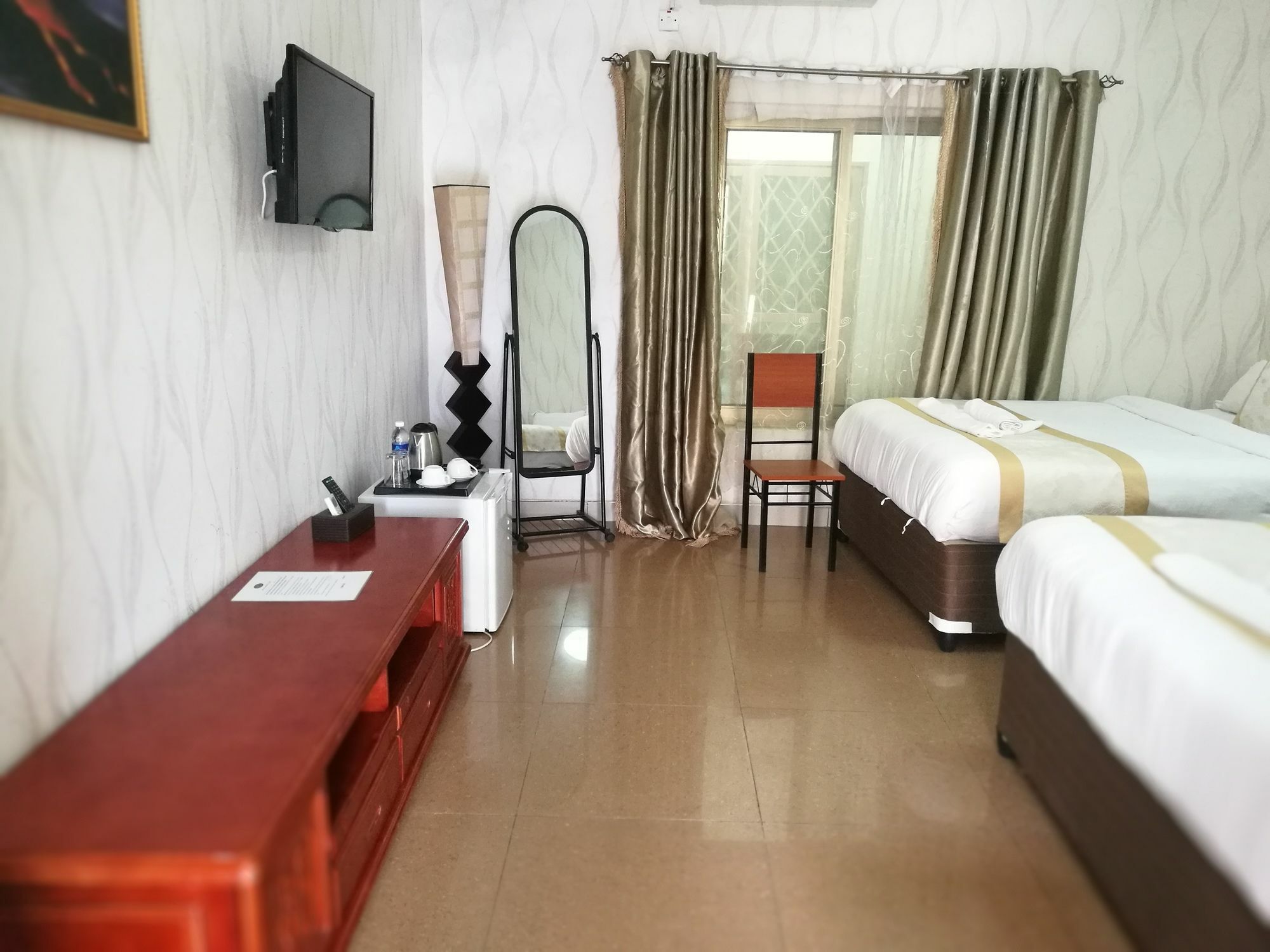 Golden Zambezi Lodge Лусака Екстер'єр фото